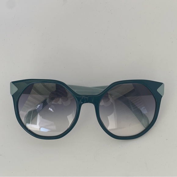 Prada Green Striped Sunglasses VIO3C2 New - Picture 4 of 5